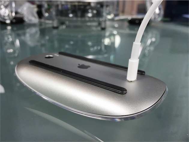 APPLE Souris sans fil rechargeable Magic Mouse Noir pas cher