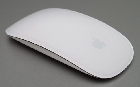 Apple a un clavier et une souris avec batterie intégrée et
