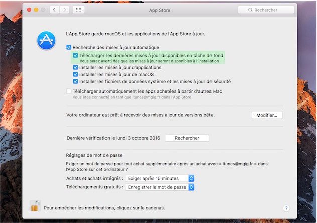 Avec macOS Sierra, Apple va un petit peu plus loin et télécharge aussi les mises à jour majeures du système. Si vous n’en voulez pas, décochez cette option dans les Préférences Système. Cliquer pour agrandir