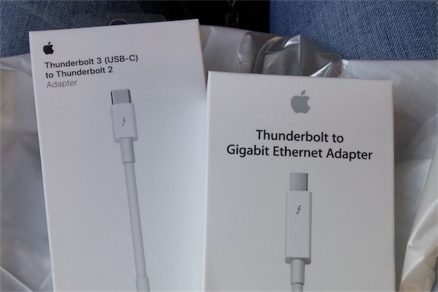 Deux adaptateurs au lieu d’un : la solution préconisée en Apple Store n’est pas très pratique…